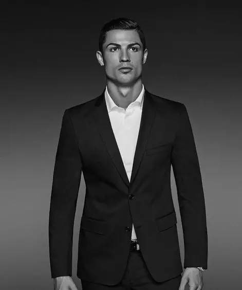 场上出现针对他的横幅，瓦格纳：成绩不理想球迷不满很正常（看台现针对横幅，瓦格纳：战绩欠佳，球迷不满可以理解）