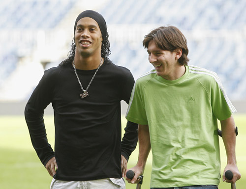 夏普：我认为奥纳纳不会回曼联了；希望拉门斯能保持好的状态（夏普：不看好奥纳纳再回曼联，盼拉门斯保持良好状态）