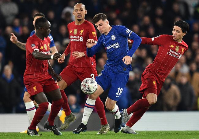 回应嘲讽，巴列卡诺主席：C罗梅西都没有抱怨过我们的更衣室（巴列卡诺主席回击：C罗、梅西从未抱怨我们更衣室）