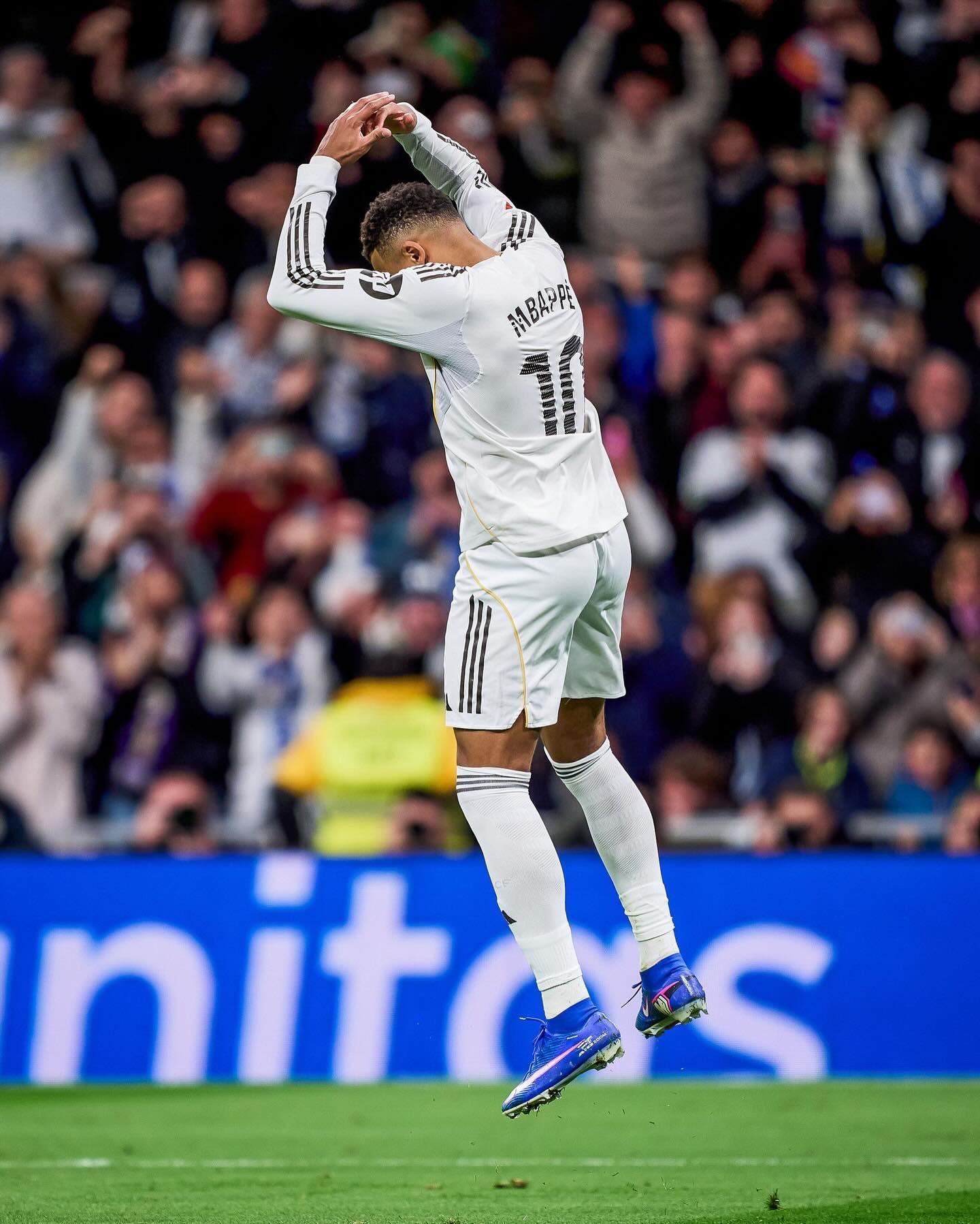 巴萨U12的尼日利亚新星与耐克签约，经纪人：他家人要求的（巴萨U12尼日利亚小将签约耐克，经纪人称系其家人主导）