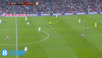 德甲半场：安塞尔米诺建功，多特蒙德暂1-0勒沃库森（德甲半场战报：安塞尔米诺破门，多特蒙德暂以1-0领先勒沃库森）