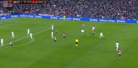 保级生死战戴帽，内马尔时隔1334天再度上演帽子戏法（内马尔保级生死战戴帽，阔别1334天再献帽子戏法）