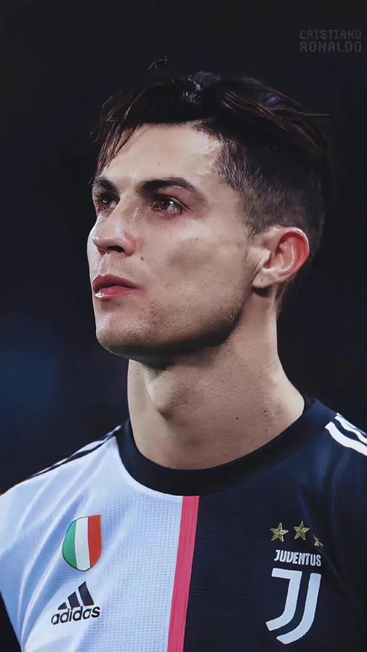 DO：巴萨、曼城、巴黎都有意阿克利乌什，他更可能明夏转会（DO：巴萨、曼城、巴黎均有意阿克利乌什，明夏转会可能性更大）