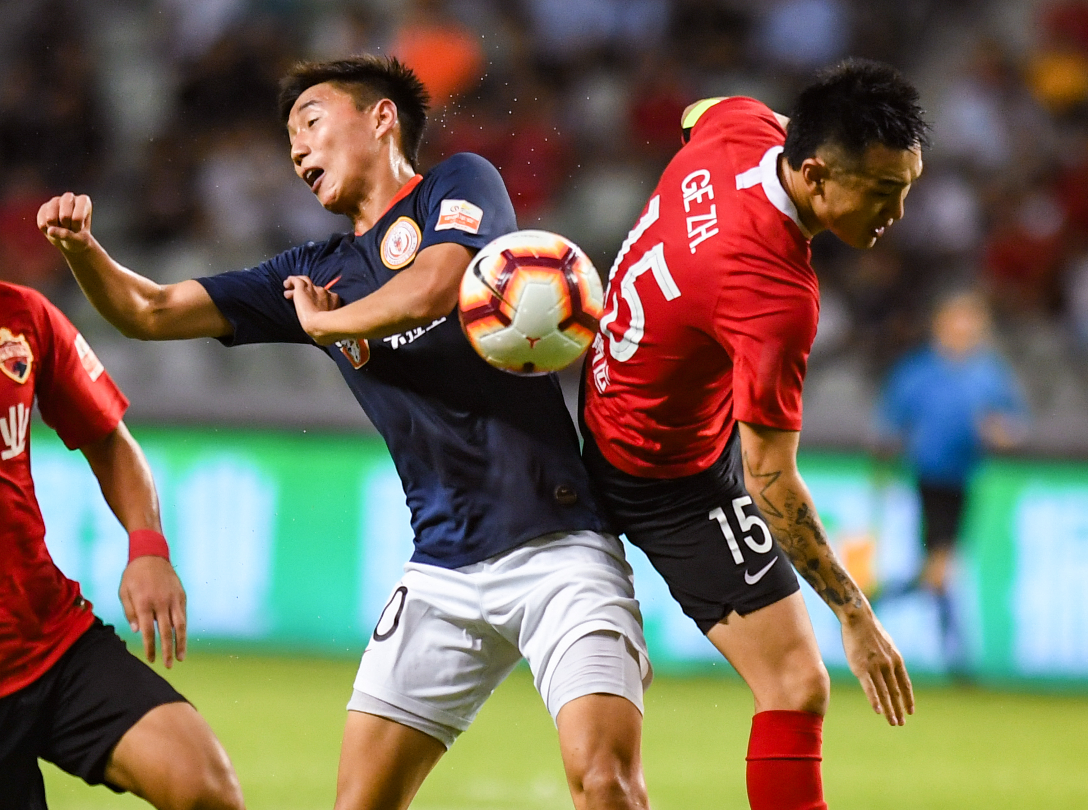转会1+1：曼城今夏或1亿追英超当红中场 曼联即将官宣新帅人选